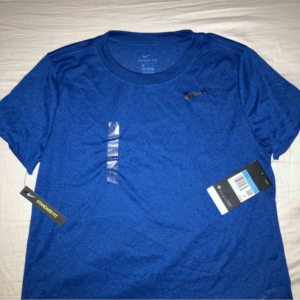 Nike Women’s Blue Dri-FIT Legend T-Shirt NWT Sz Medium